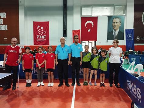 B­ü­y­ü­k­ş­e­h­i­r­ ­M­a­s­a­ ­T­e­n­i­s­i­ ­K­u­l­ü­b­ü­ ­b­ö­l­g­e­ ­ş­a­m­p­i­y­o­n­u­ ­o­l­d­u­